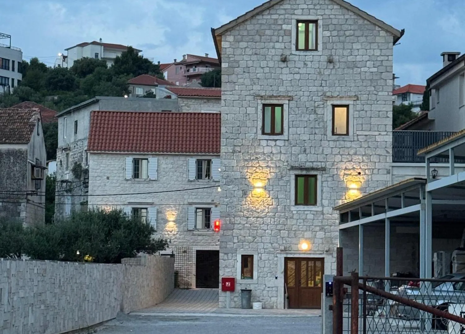 Rooms Malo More Trogir 3*,  Croatia